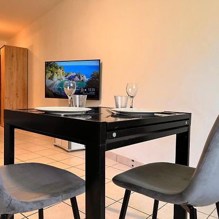 Le Ti Canbou - Studio - Pres De La Plage -By Sister Home Saint-Gilles-les Bains Esterno foto